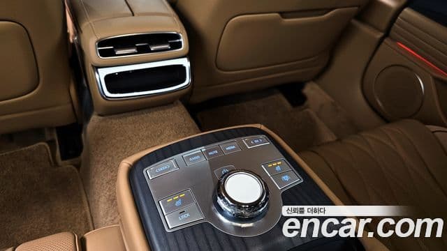 Genesis G80 (RG3) бензин 2.5 турбо AWD, 2026 18