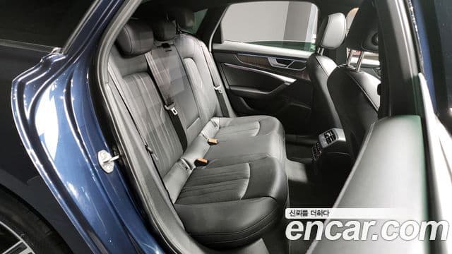 Audi A6 (C8) Premium, 2023 12