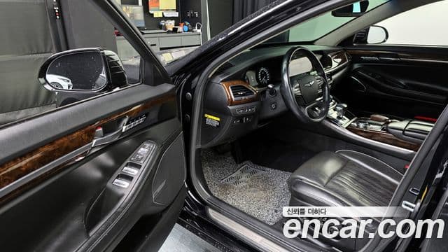 Genesis EQ900 Prestige, 2017 10