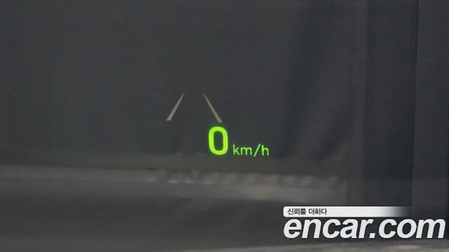 Genesis EQ900 Prestige, 2017 16