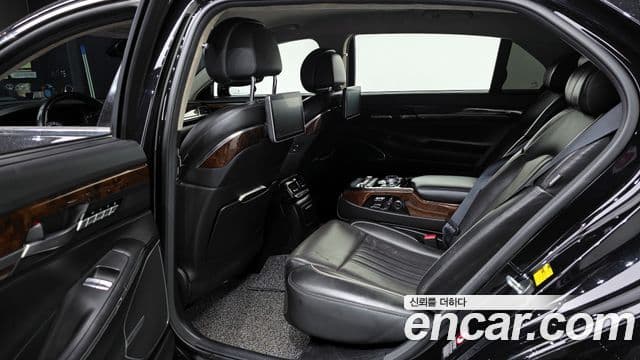 Genesis EQ900 Prestige, 2017 20