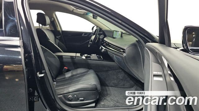 Genesis G80 (RG3) бензин 2.5 турбо AWD, 2024 11