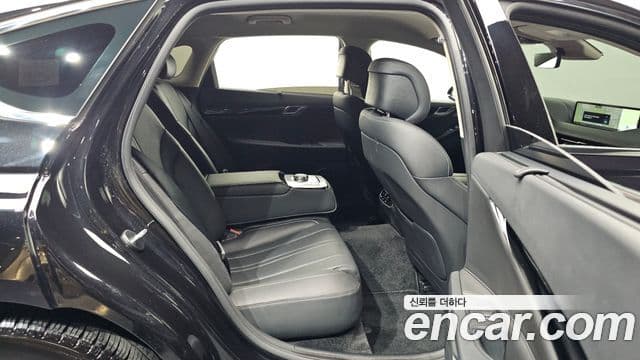 Genesis G80 (RG3) бензин 2.5 турбо AWD, 2024 12