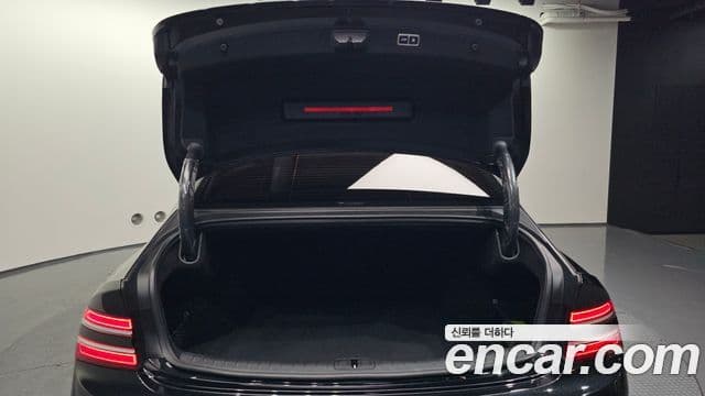 Genesis G80 (RG3) бензин 2.5 турбо AWD, 2024 20