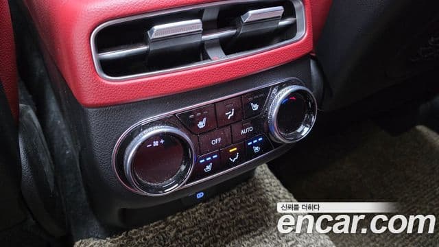 Genesis GV70, 2021 18