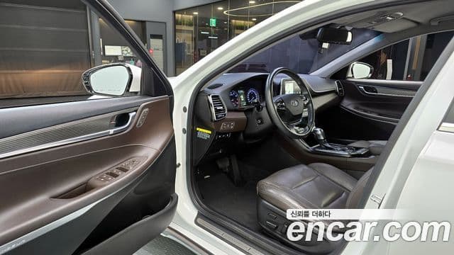 Hyundai Grandeur IG Exclusive, 2018 11