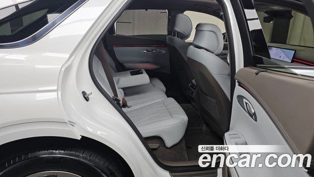 Genesis GV70, 2025 12