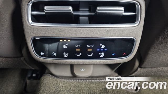 Genesis GV70, 2025 18