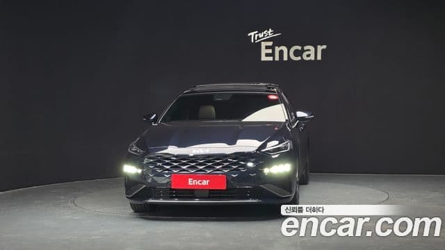 Kia K8 Signature, 2022 3