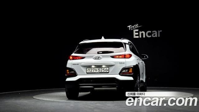 Hyundai Kona гибрид Special, 2020 4