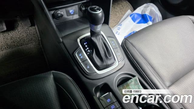 Hyundai Kona гибрид Special, 2020 9