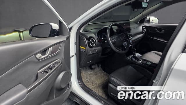 Hyundai Kona гибрид Special, 2020 10