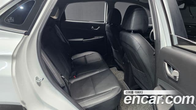 Hyundai Kona гибрид Special, 2020 12