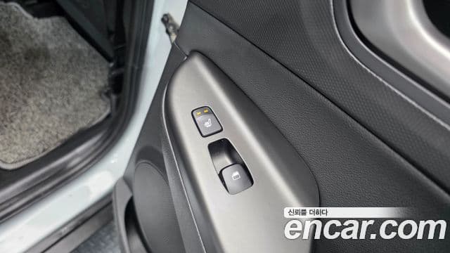 Hyundai Kona гибрид Special, 2020 19