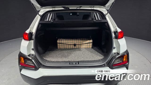 Hyundai Kona гибрид Special, 2020 20