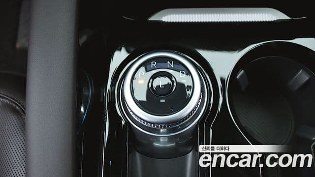 Ford Explorer 6세대 2.3 Platinum 4WD, 2025 9