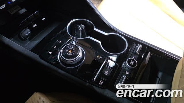 Kia K5 гибрид 3세대 Signature, 2022 9