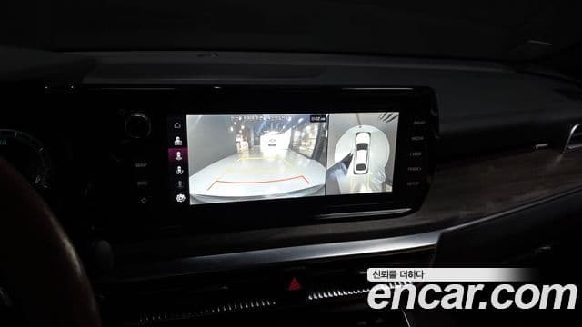 Kia K5 гибрид 3세대 Signature, 2022 15