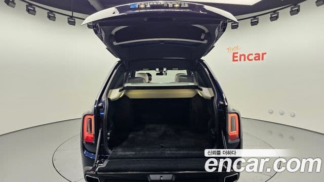 Rolls-Royce Cullinan, 2019 19