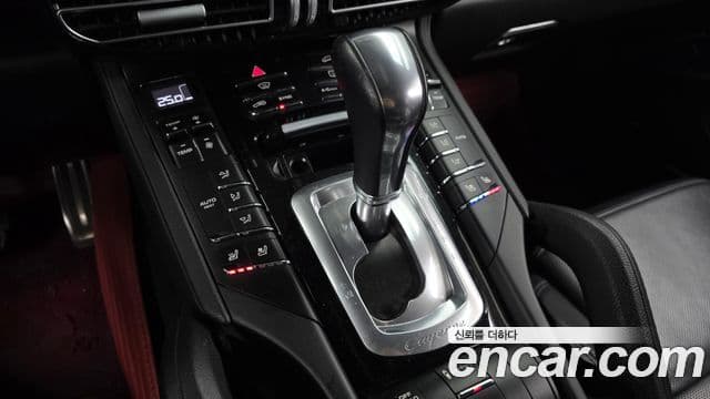 Porsche New Cayenne 958, 2015 9