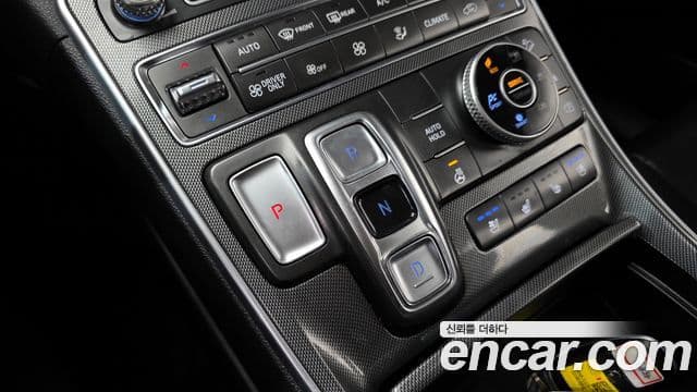 Hyundai The / новый New Santa Fe Exclusive, 2023 9