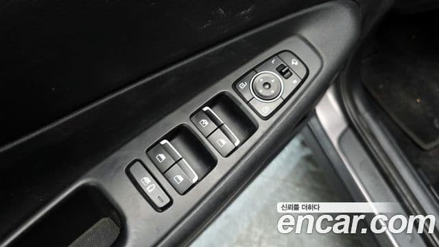 Hyundai The / новый New Santa Fe Exclusive, 2023 14