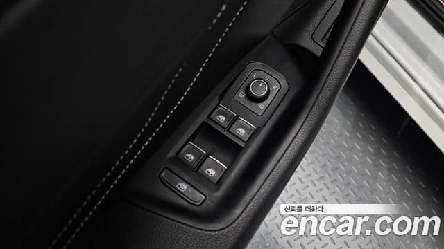 Volkswagen 아테온 2.0 TDI R-LINE 4모션, 2022 16