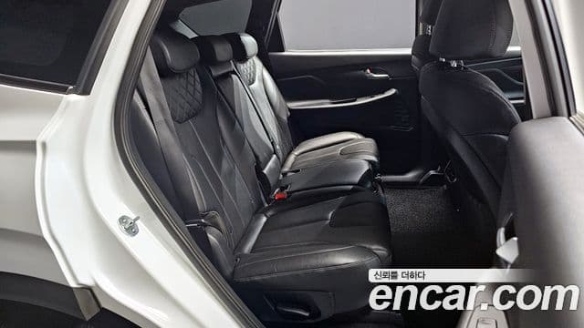 Hyundai The / новый New Santa Fe Exclusive, 2023 12