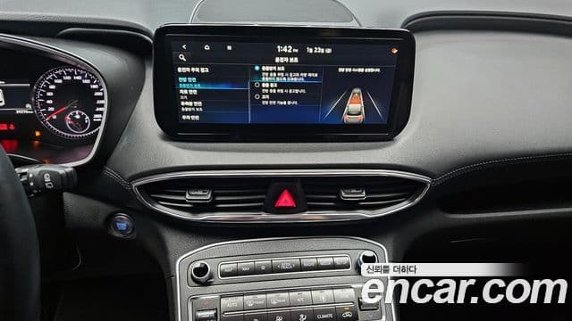 Hyundai The / новый New Santa Fe Exclusive, 2023 16