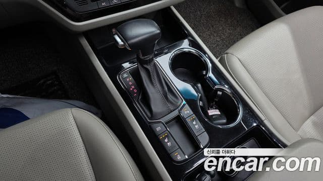 Kia The / новый New Carnival Prestige, 2019 9