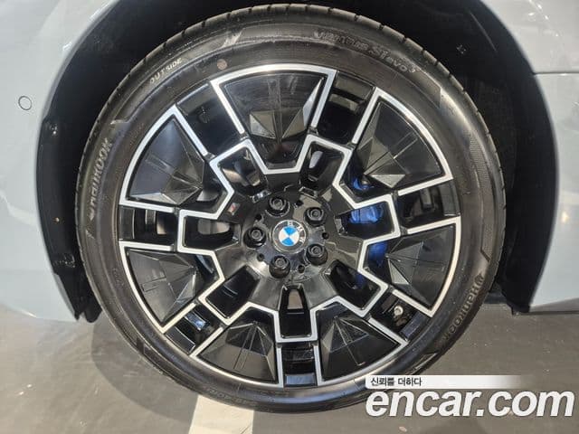 BMW i4 eDrive40 M Sport, 2025 все фото