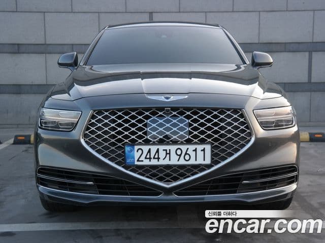 Genesis G90 Premium Luxury, 2021 1