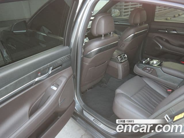 Genesis G90 Premium Luxury, 2021 12