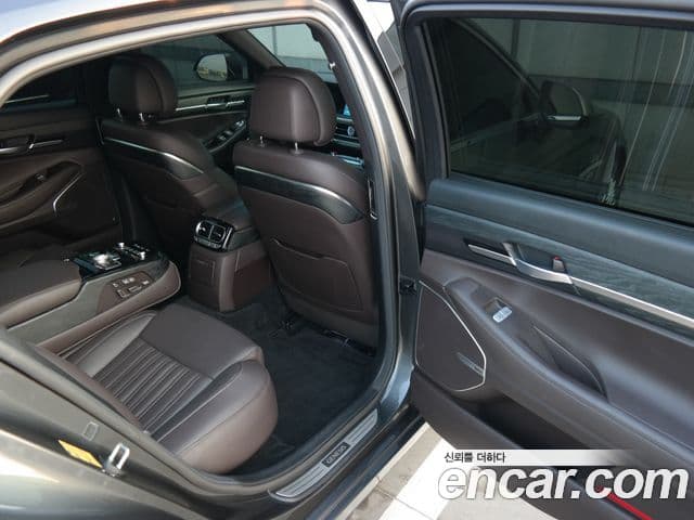 Genesis G90 Premium Luxury, 2021 13
