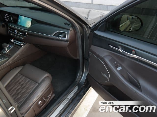 Genesis G90 Premium Luxury, 2021 14