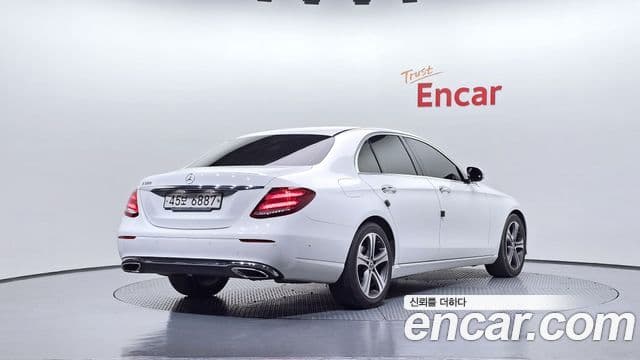 Mercedes-Benz E-класс W213 Avantgarde, 2019 2