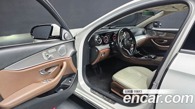 Mercedes-Benz E-класс W213 Avantgarde, 2019 11