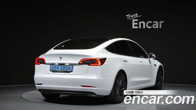 Tesla модель 3 Standard Range Plus RWD, 2020 2