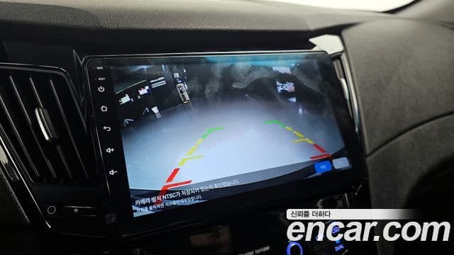 Hyundai YF Sonata чёрный, 2011 15