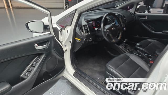 Kia K3 Trendy, 2014 11