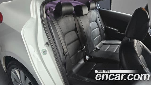 Kia K3 Trendy, 2014 12