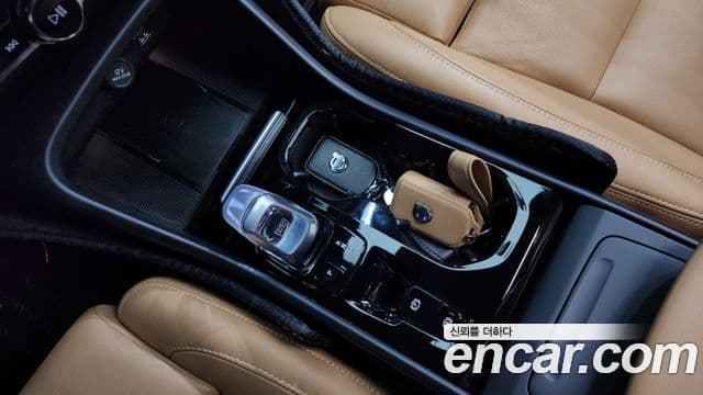 Volvo XC40 B4 Inscription, 2021 9