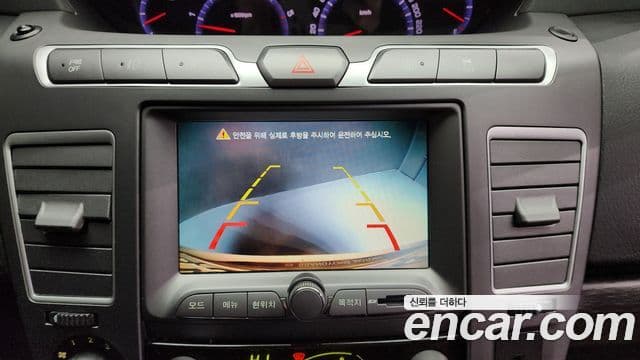 KG모빌리티(SsangYong) Korando 투리스모 4WD RX 9인승, 2018 15