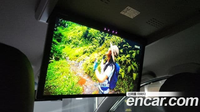 KG모빌리티(SsangYong) Korando 투리스모 4WD RX 9인승, 2018 18