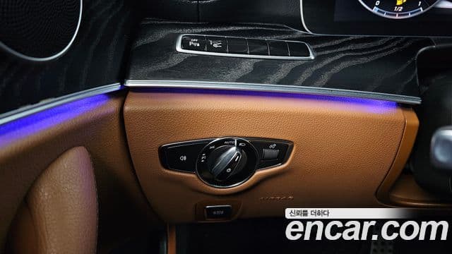 Mercedes-Benz E-класс W213 E220d купе, 2017 17