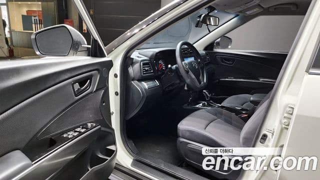 KG모빌리티(SsangYong) Berry New Tivoli V5, 2023 11