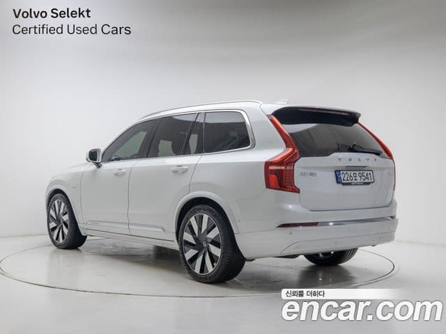 Volvo XC90 2세대 T8 Ultimate Bright гибрид, 2024 4