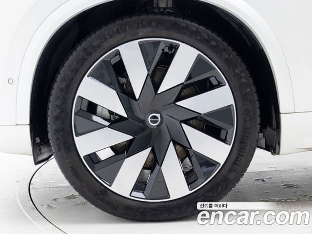 Volvo XC90 2세대 T8 Ultimate Bright гибрид, 2024 все фото