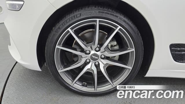 Genesis The / новый New G70, 2022 7