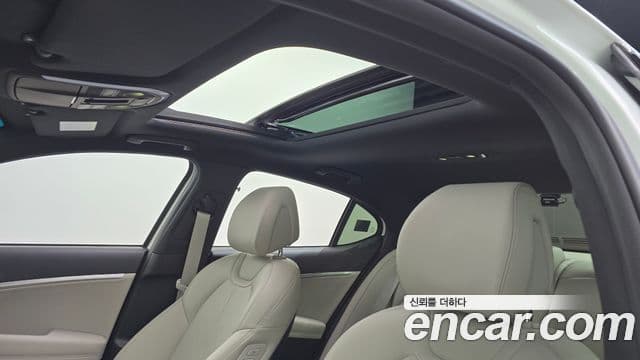 Genesis The / новый New G70, 2022 11